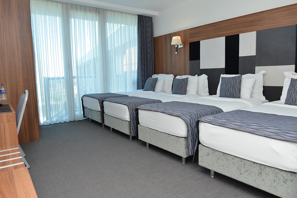 Deluxe 4 Kişilik Oda